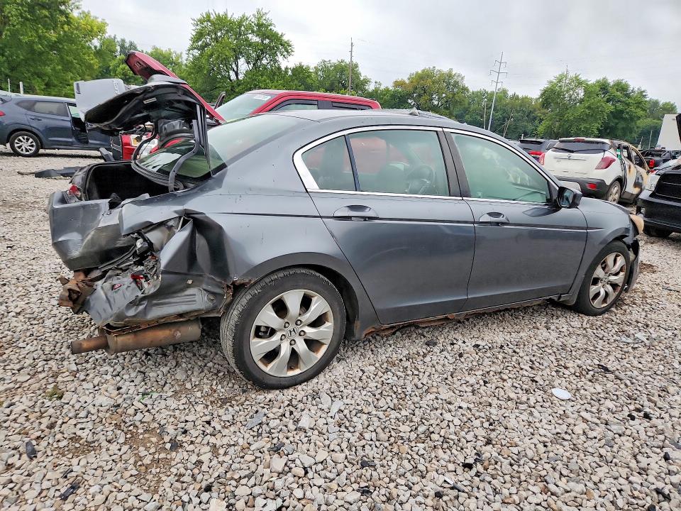 Photo 3 from auction – 2008 HONDA ACCORD with VIN JHMCP26728C002723