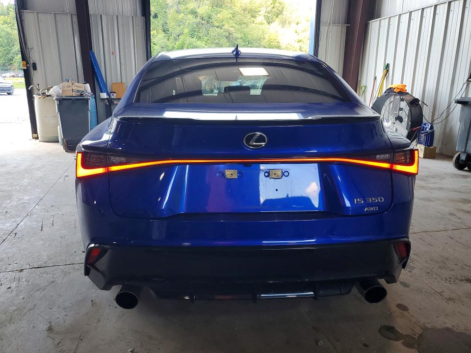 Photo 6 from auction – 2022 LEXUS IS with VIN JTHGZ1E29N5023046