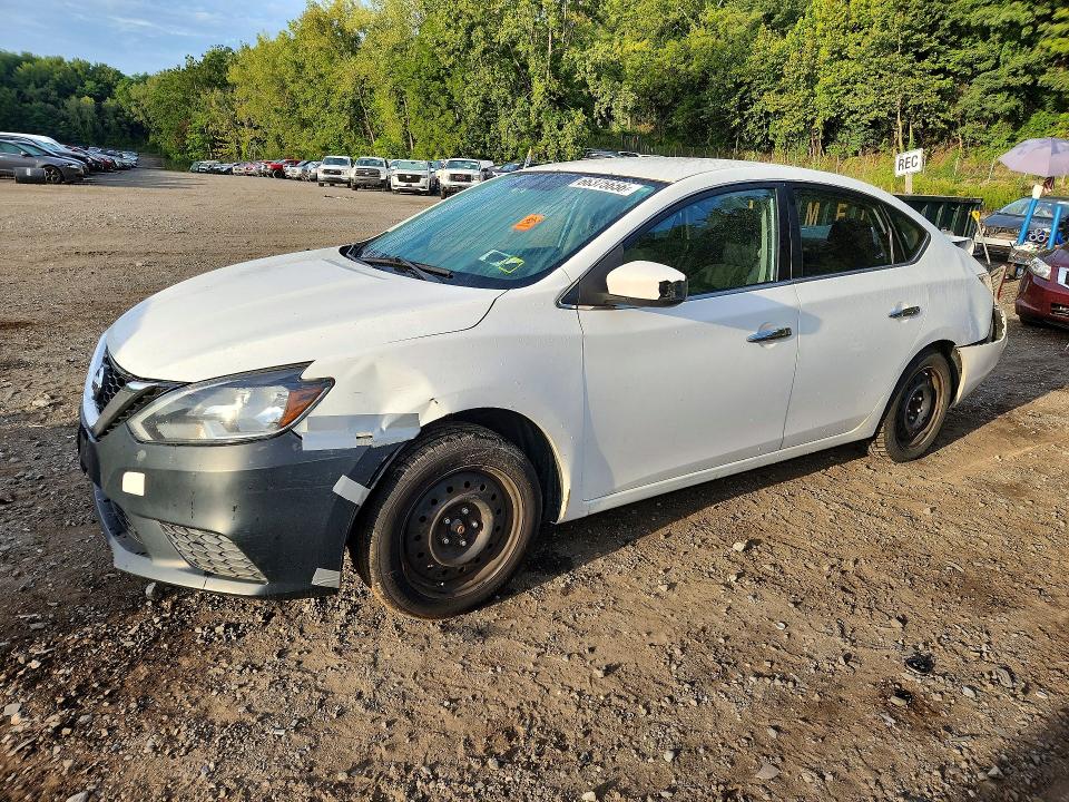 NISSAN SENTRA 2016 with VIN 3N1AB7AP3GY251116 - Photo from auction