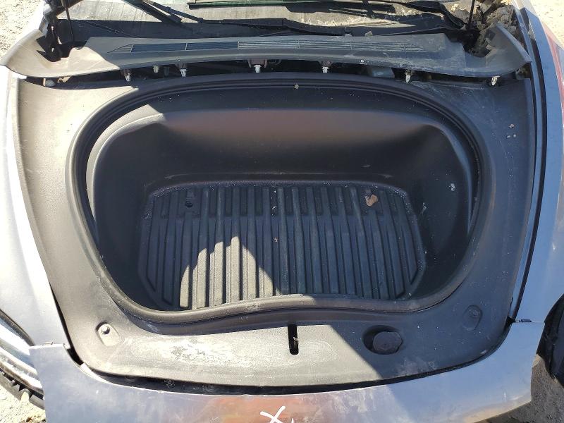 Photo 12 from auction – 2025 TESLA MODEL 3 with VIN 5YJ3E1EA4SF963395
