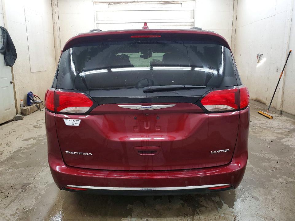 Photo 6 from auction – 2020 CHRYSLER PACIFICA with VIN 2C4RC1GG6LR242342