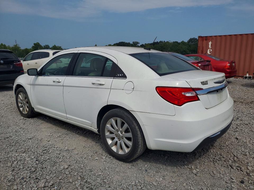 Photo 2 from auction – 2012 CHRYSLER 200 with VIN 1C3CCBBG9CN328975