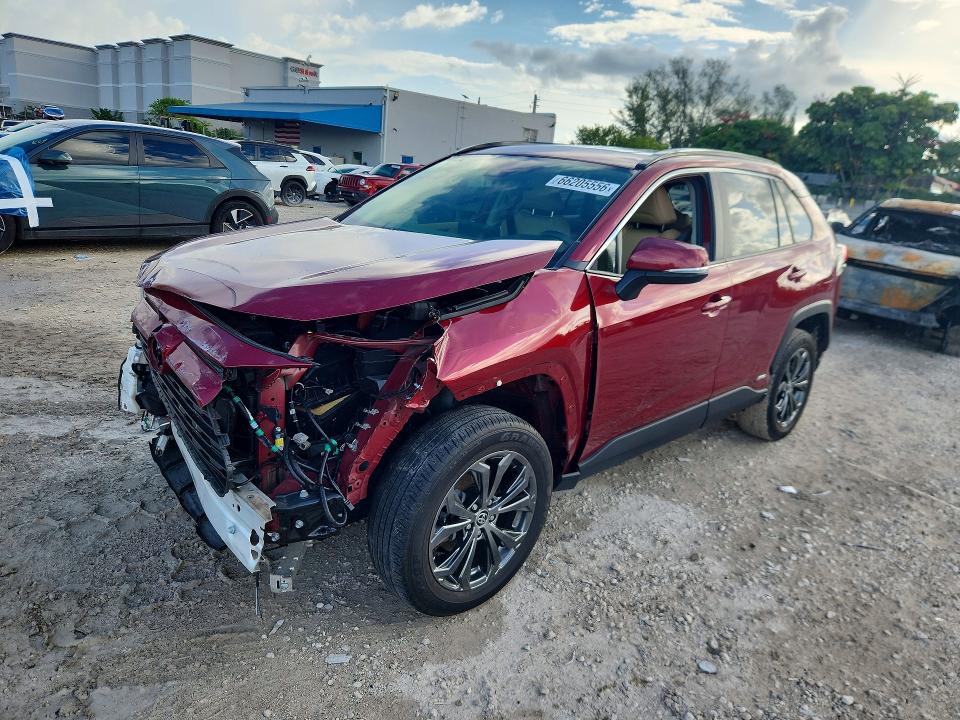 TOYOTA RAV4 2023 with VIN JTMB6RFV1PD106717 - Photo from auction