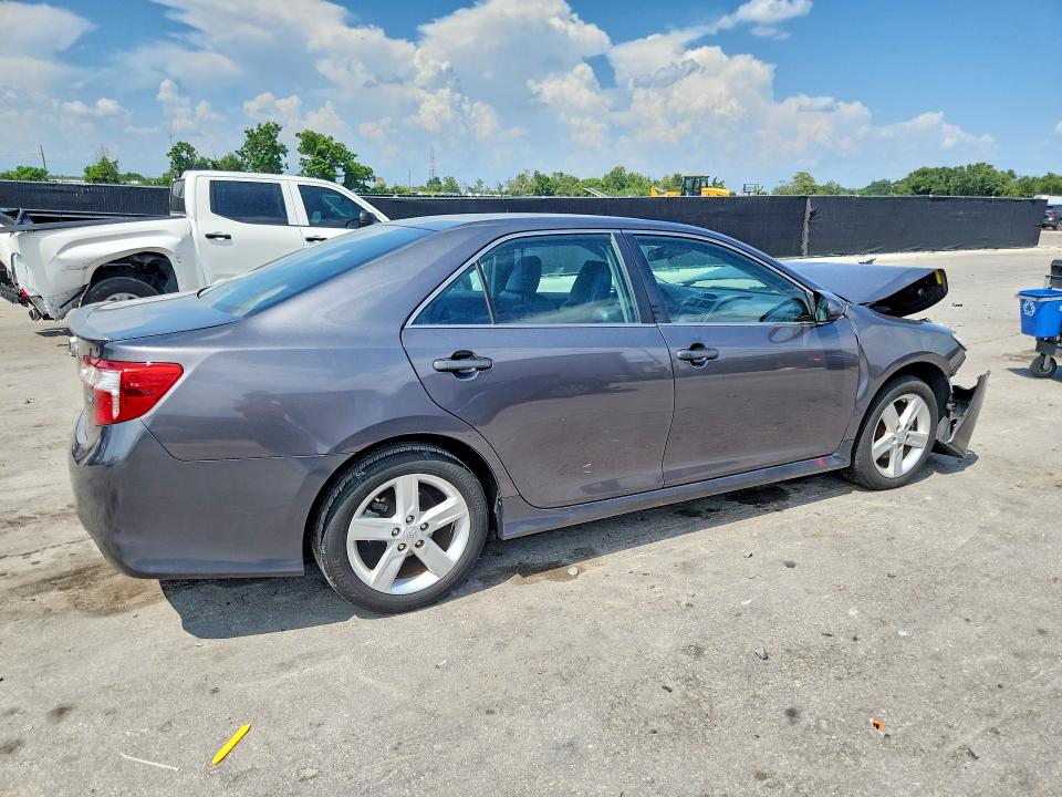 Photo 3 from auction – 2014 TOYOTA CAMRY with VIN 4T1BF1FK6EU448213