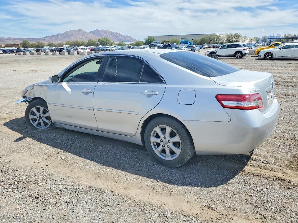 Photo 2 from auction – 2011 TOYOTA CAMRY with VIN JTNBK3EK3B3051505