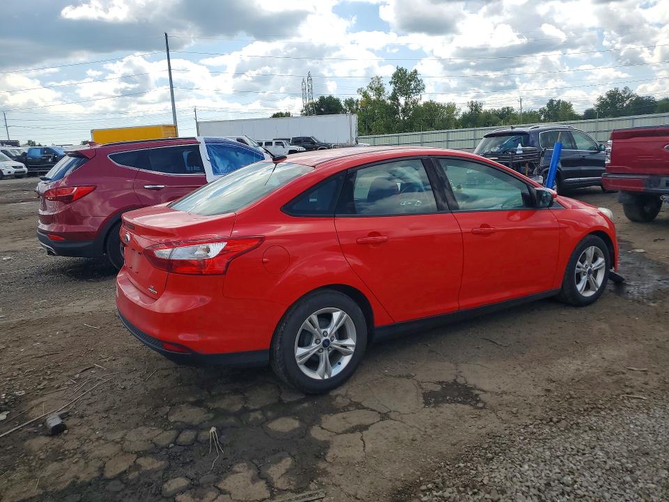 Photo 3 from auction – 2013 FORD FOCUS with VIN 1FADP3F22DL351297