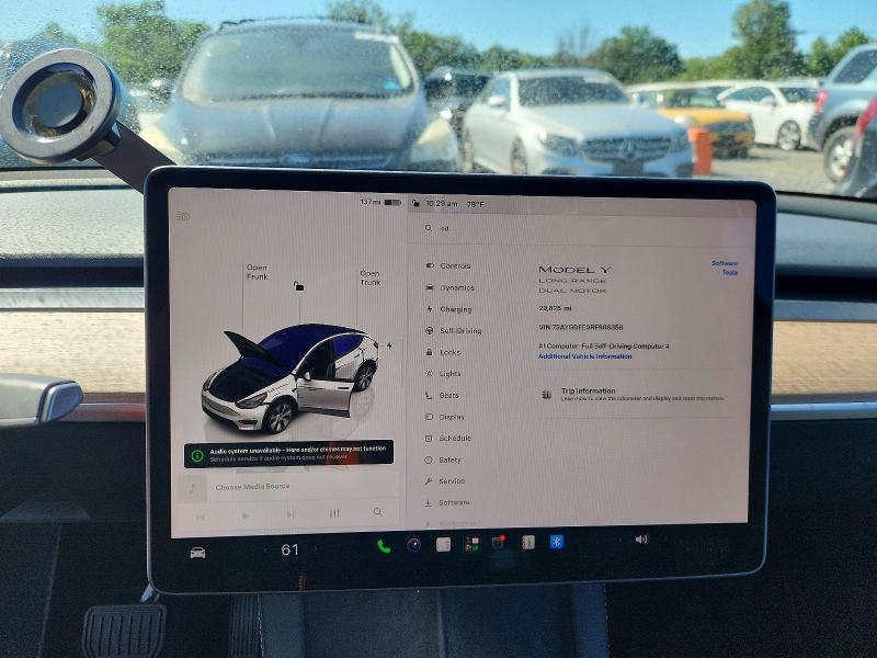 Снимка 9 от търг – 2024 TESLA MODEL Y с VIN 7SAYGDEE0RF988358