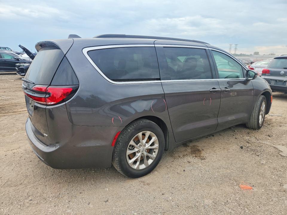 Photo 3 from auction – 2022 CHRYSLER PACIFICA with VIN 2C4RC3BG1NR164509
