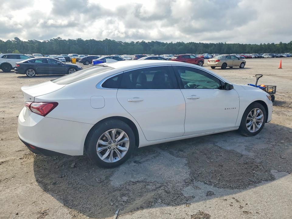 Photo 3 from auction – 2019 CHEVROLET MALIBU with VIN 1G1ZD5ST5KF109594