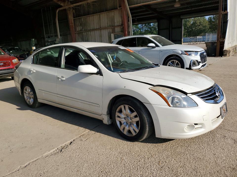 Photo 4 from auction – 2010 NISSAN ALTIMA with VIN 1N4AL2AP5AN532566