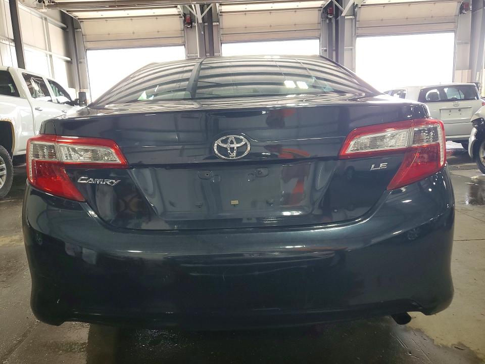 Photo 6 from auction – 2014 TOYOTA CAMRY with VIN 4T4BF1FKXER443585