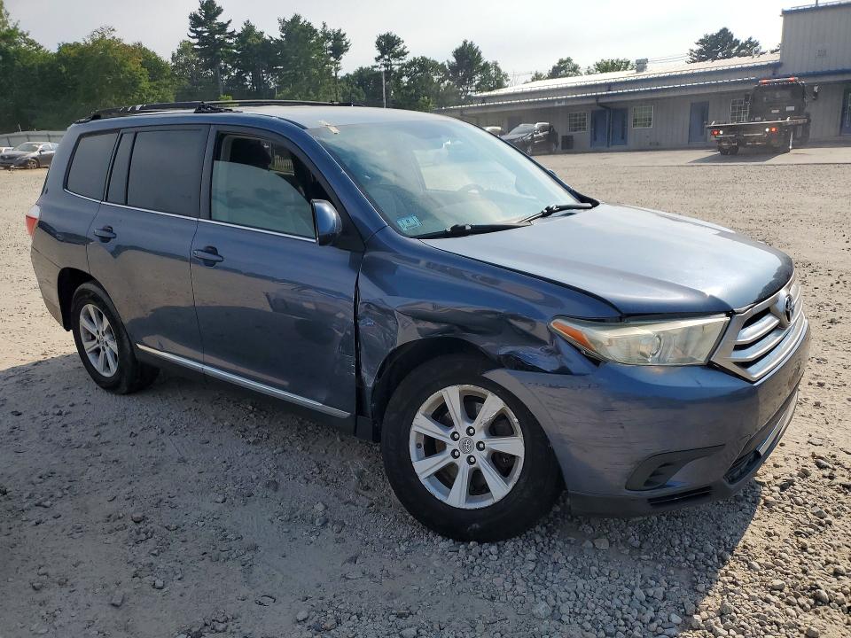 Foto 4 de la subasta – 2013 TOYOTA HIGHLANDER con VIN 5TDBK3EH0DS202875