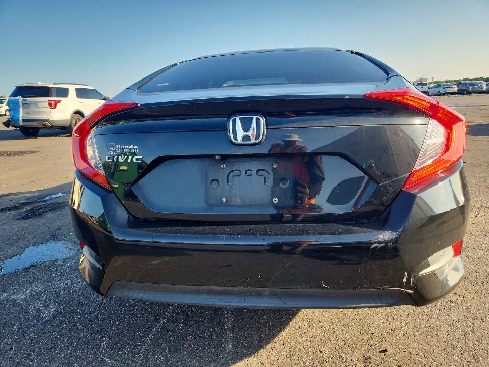 Zdjęcie 6 z aukcji – 2016 HONDA CIVIC z VIN 19XFC2F5XGE068193