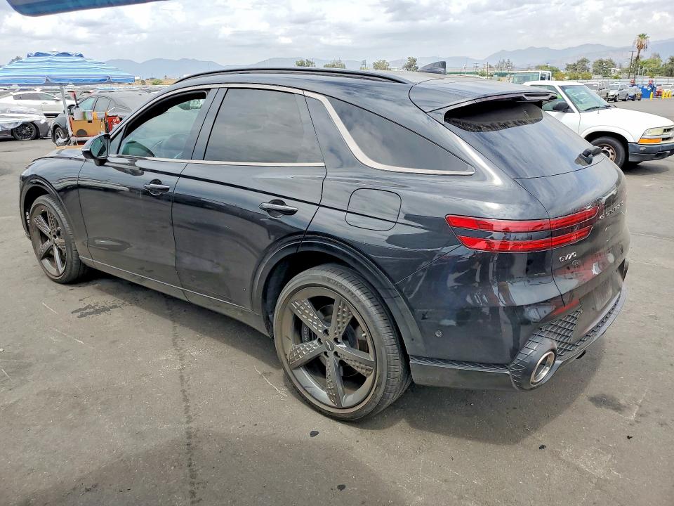 Zdjęcie 2 z aukcji – 2023 GENESIS GV70 z VIN KMUMADTB3PU090876