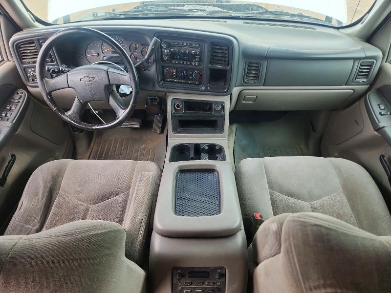 Photo 8 from auction – 2003 CHEVROLET SUBURBAN with VIN 1GNFK16ZX3J233549