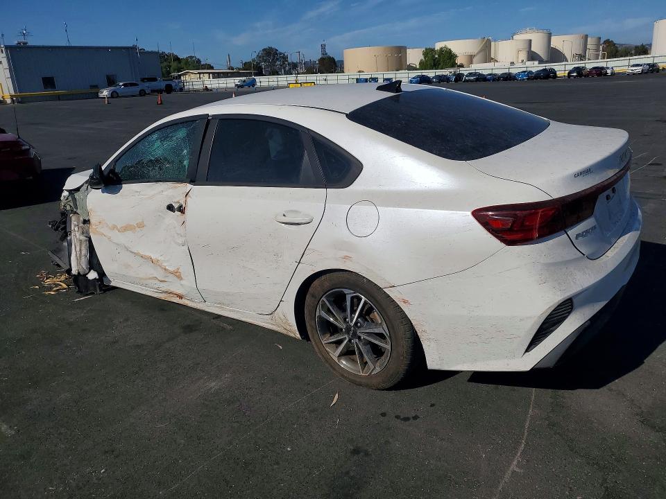 Photo 2 from auction – 2023 KIA FORTE with VIN 3KPF24AD0PE602931