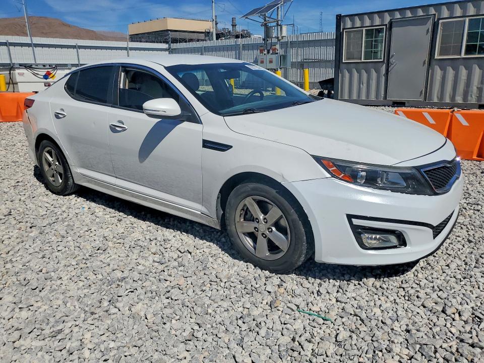Foto 4 de la subasta – 2015 KIA OPTIMA con VIN 5XXGM4A79FG421440