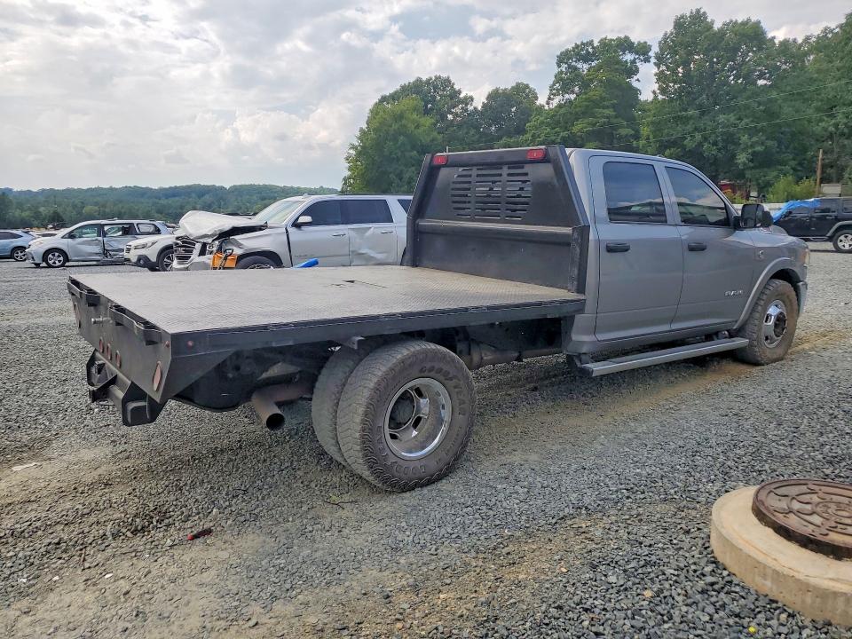 Photo 3 from auction – 2022 RAM 3500 with VIN 3C7WRTCL8NG397437