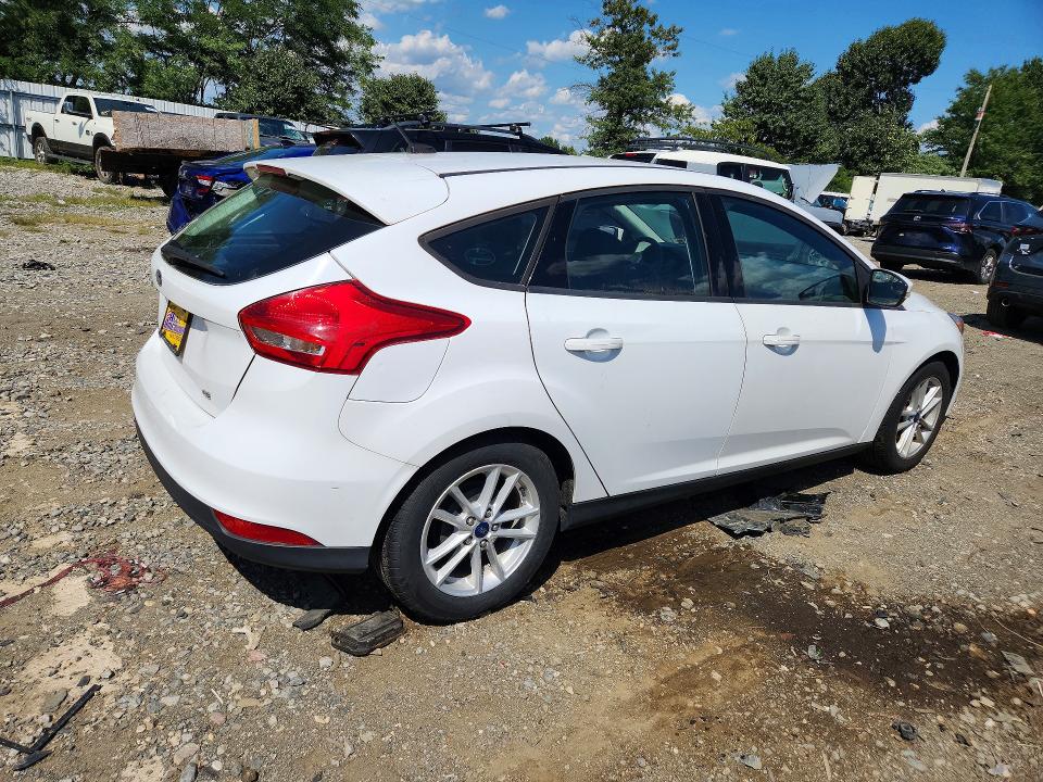 Zdjęcie 3 z aukcji – 2017 FORD FOCUS z VIN 1FADP3K29HL301346