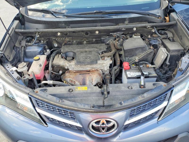 Photo 11 from auction – 2013 TOYOTA RAV4 with VIN 2T3BFREV3DW105911