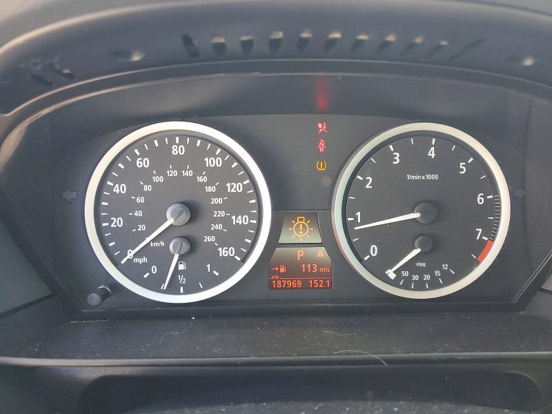Photo 9 from auction – 2006 BMW 530 with VIN WBANE73516CM37811