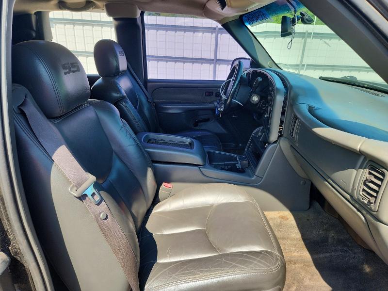 Photo 7 from auction – 2003 CHEVROLET SILVERADO with VIN 2GCEK19N731387949