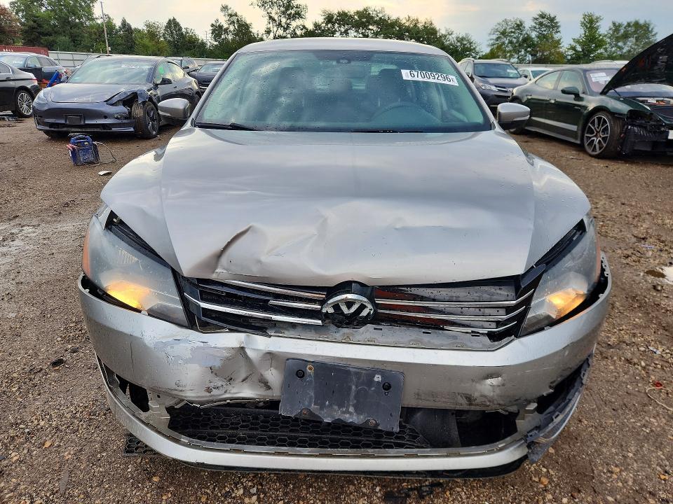 Photo 5 from auction – 2013 VOLKSWAGEN PASSAT with VIN 1VWAH7A38DC086335