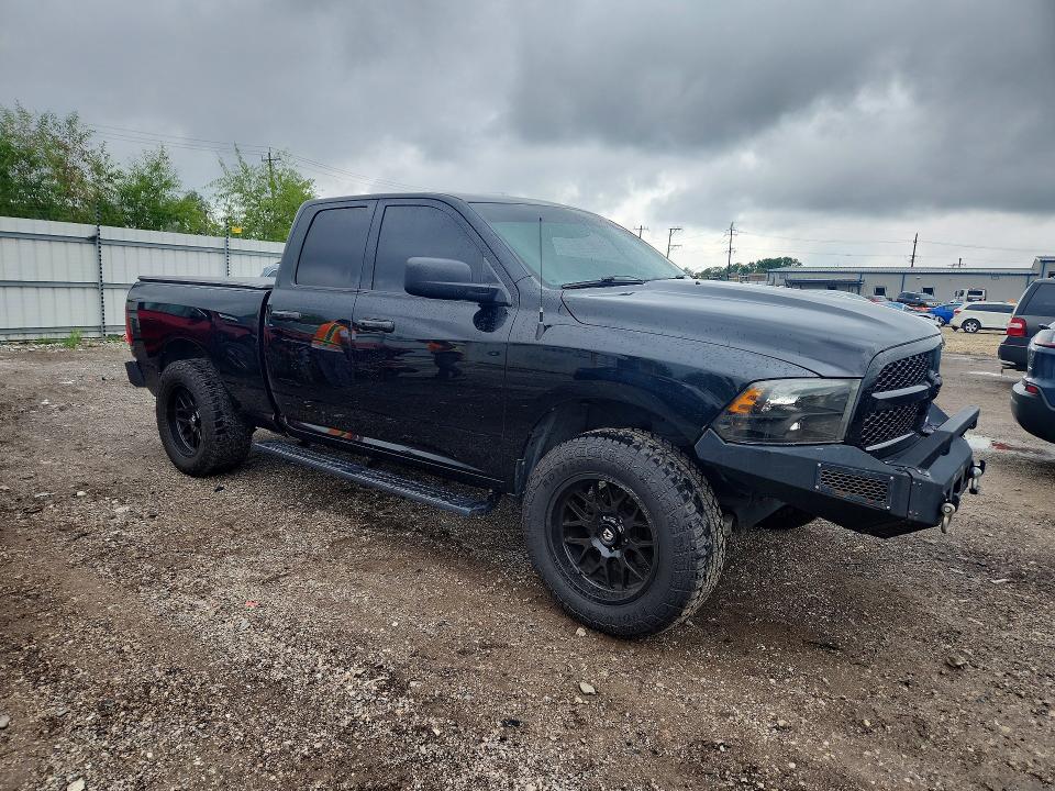 Снимка 4 от търг – 2013 RAM 1500 с VIN 1C6RR7GPXDS657124