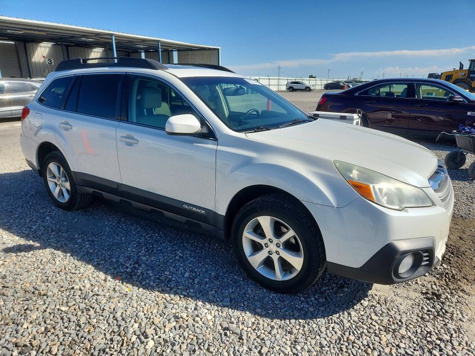 صورة رقم 4 من المزاد - 2014 SUBARU OUTBACK مع VIN 4S4BRBLC8E3326176