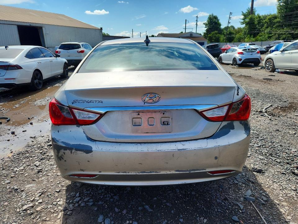 Foto 6 de la subasta – 2011 HYUNDAI SONATA con VIN 5NPEC4AC1BH203708
