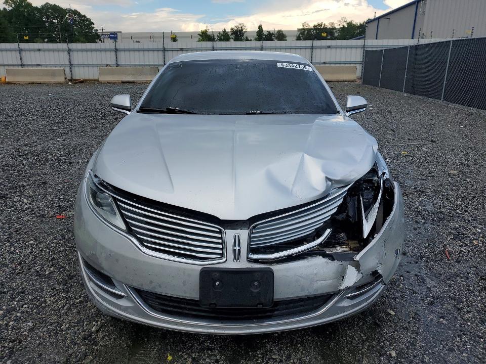 Фото 5 с аукциона – 2016 LINCOLN MKZ с VIN 3LN6L2G99GR616934