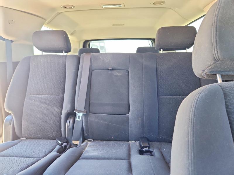 Photo 10 from auction – 2007 CHEVROLET SUBURBAN with VIN 3GNFC16007G307583