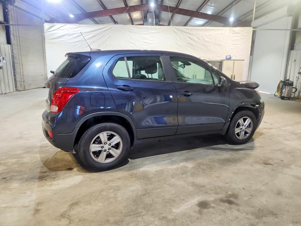Photo 3 from auction – 2018 CHEVROLET TRAX with VIN 3GNCJNSB7JL342319