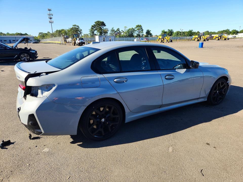 Photo 3 from auction – 2025 BMW 330XI with VIN 3MW89CW08S8F21944
