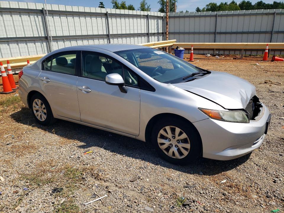Photo 4 from auction – 2012 HONDA CIVIC with VIN 2HGFB2F51CH599611