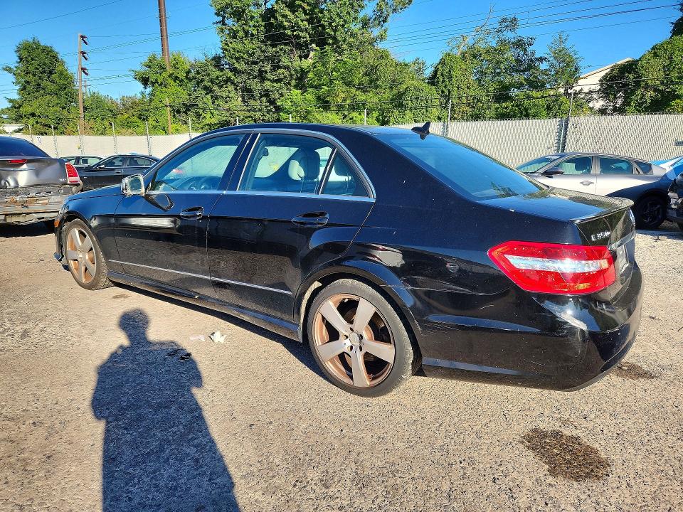 صورة رقم 2 من المزاد - 2011 MERCEDES-BENZ E مع VIN WDDHF8HB0BA297957