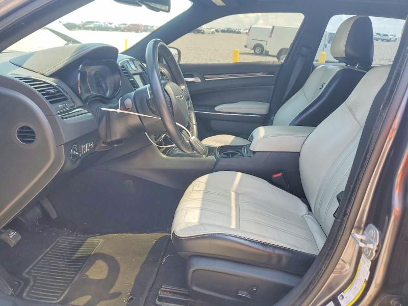 Photo 7 from auction – 2018 CHRYSLER 300 with VIN 2C3CCABGXJH228898