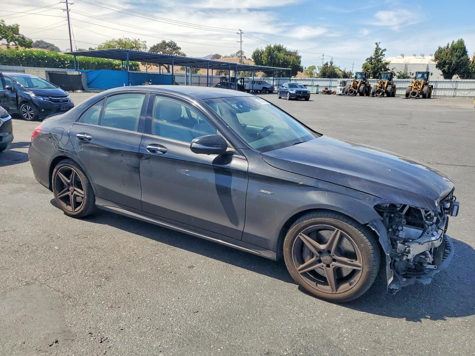 Photo 4 from auction – 2016 MERCEDES-BENZ C with VIN 55SWF6EB9GU159390