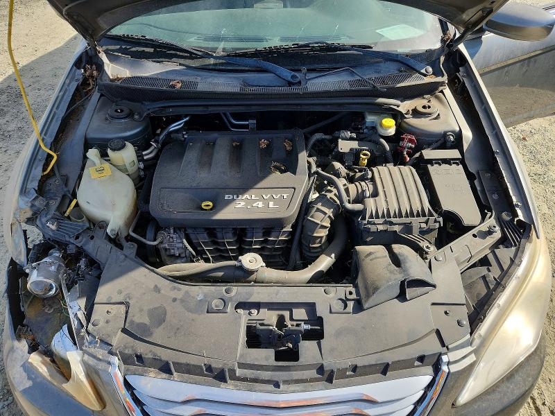 Photo 11 from auction – 2012 CHRYSLER 200 with VIN 1C3CCBAB1CN145110