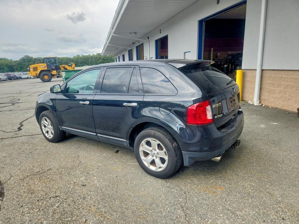 Photo 2 from auction – 2011 FORD EDGE with VIN 2FMDK4JC4BBA62882