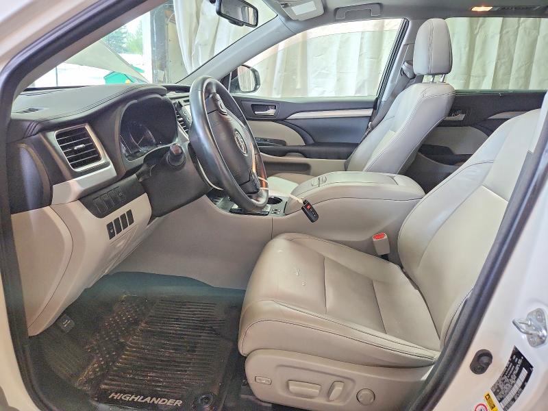Photo 7 from auction – 2016 TOYOTA HIGHLANDER with VIN 5TDJKRFH5GS243519