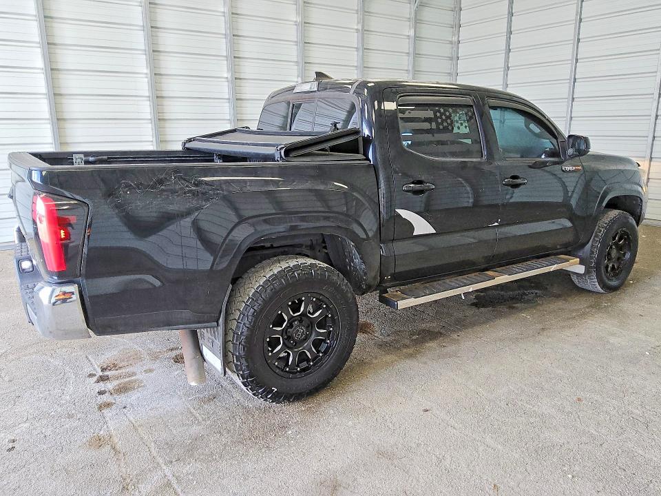 Photo 3 from auction – 2016 TOYOTA TACOMA with VIN 3TMAZ5CN2GM016481