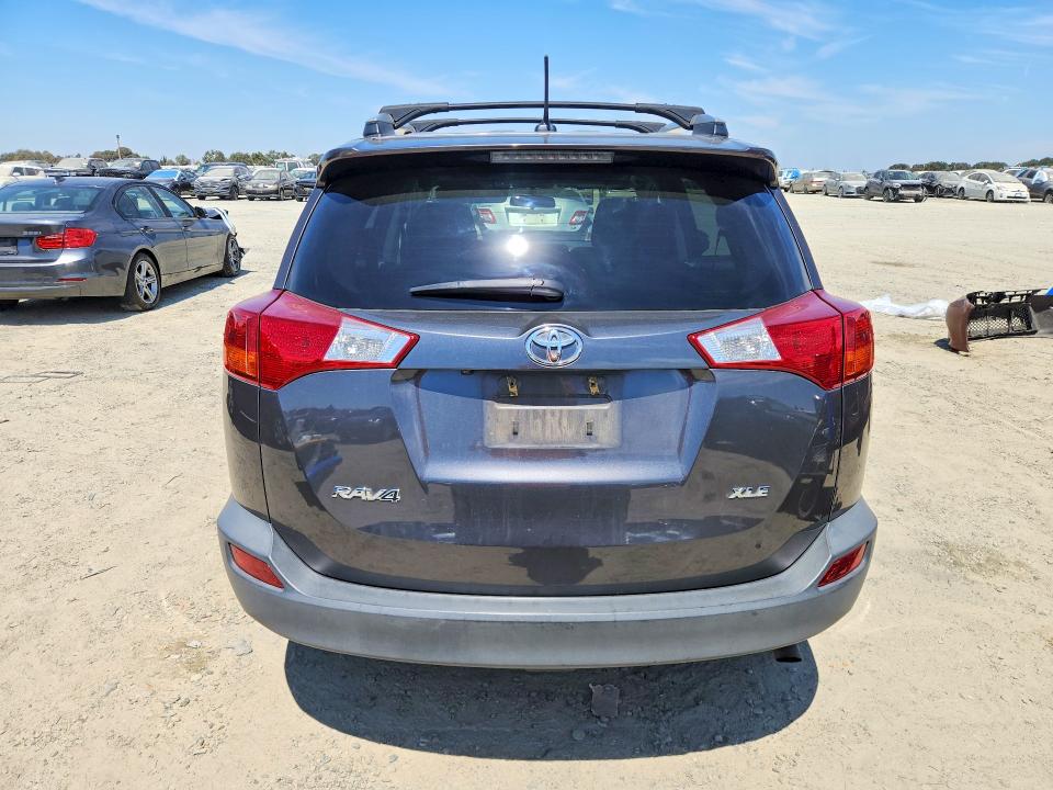 Photo 6 from auction – 2015 TOYOTA RAV4 with VIN 2T3WFREV1FW153833