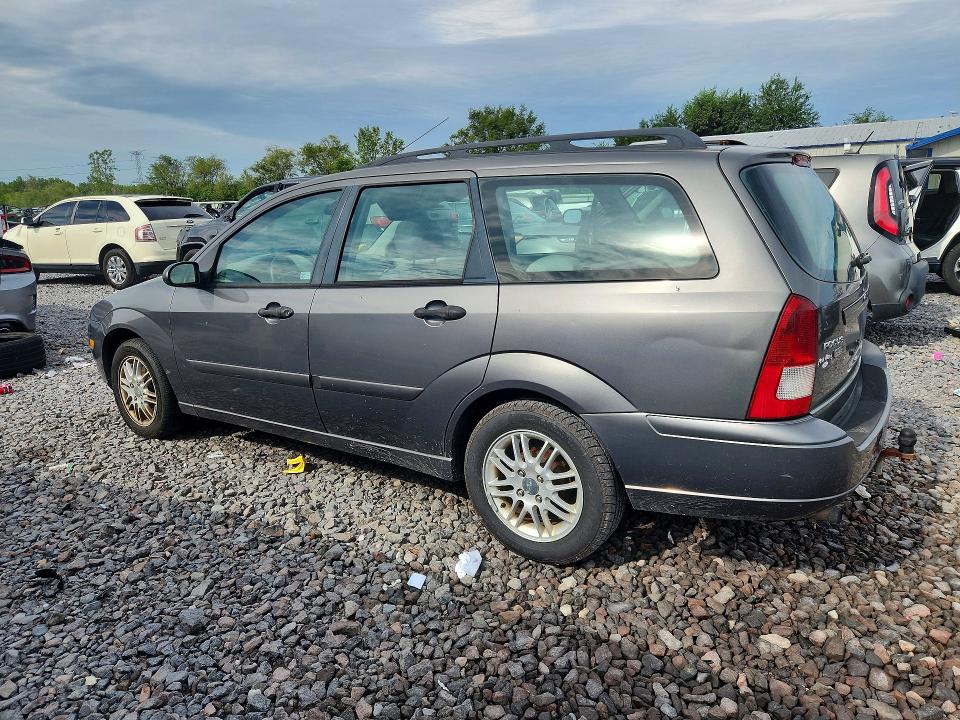 Zdjęcie 2 z aukcji – 2005 FORD FOCUS z VIN 1FAHP36N95W103494