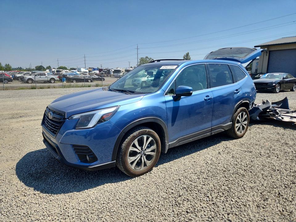 SUBARU FORESTER 2023 with VIN JF2SKAPC2PH547602 - Photo from auction