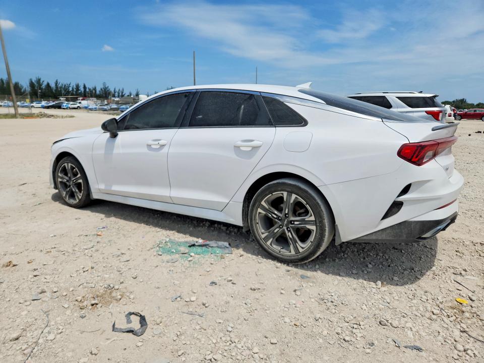 Photo 2 from auction – 2022 KIA K5 with VIN 5XXG64J24NG095558