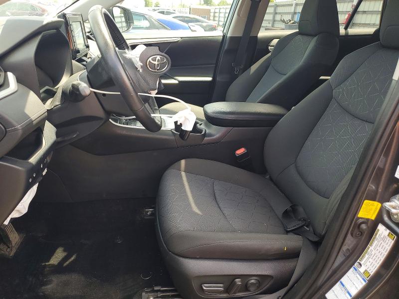 Photo 7 from auction – 2022 TOYOTA RAV4 with VIN 2T3P1RFV9NW301033