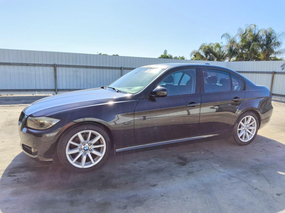 BMW 328 2011 with VIN WBAPH5G59BNM72545 - Photo from auction