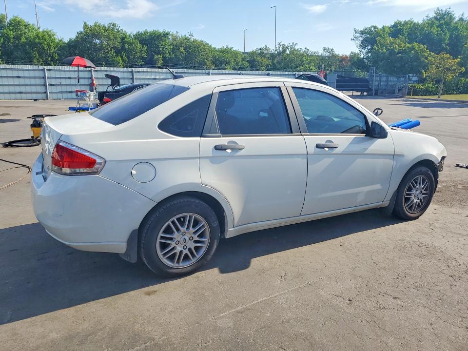 Photo 3 from auction – 2009 FORD FOCUS with VIN 1FAHP35N69W193680