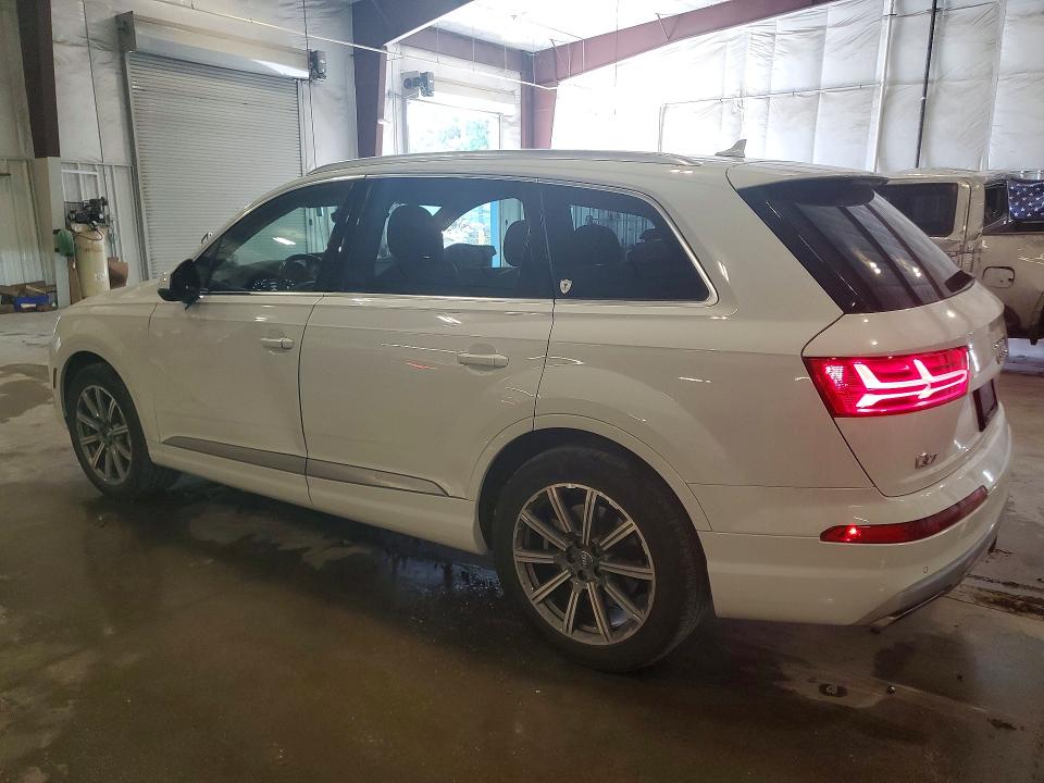 Photo 2 from auction – 2018 AUDI Q7 with VIN WA1LAAF71JD033355